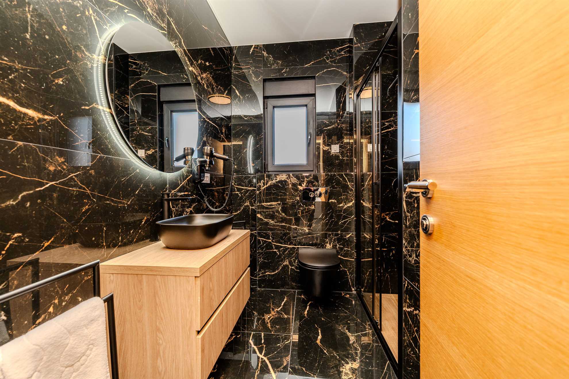 New and modern apartment | Swimming pool and private jacuzzi | For 4-6 persons