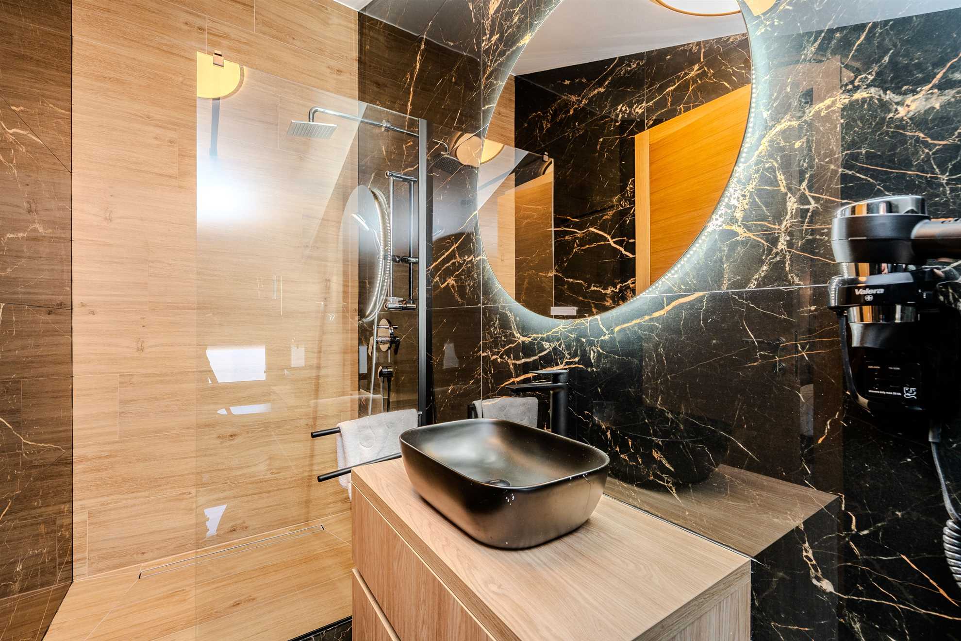 New and modern apartment | Swimming pool and private jacuzzi | For 4-6 persons