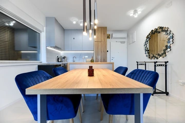 Apartment in Nin with Sea-View Jacuzzi (Sleeps 4)