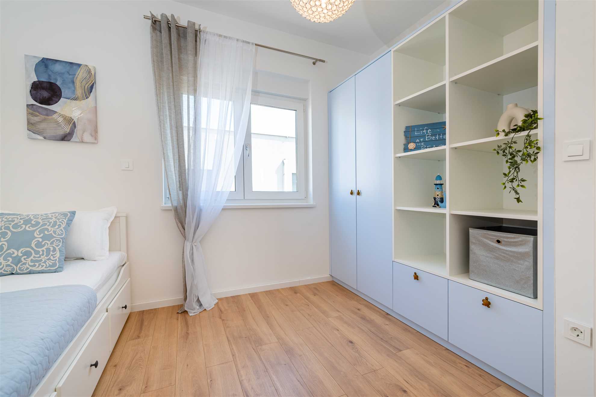 Jacuzzi | Sea view | For 4 persons | New and modern