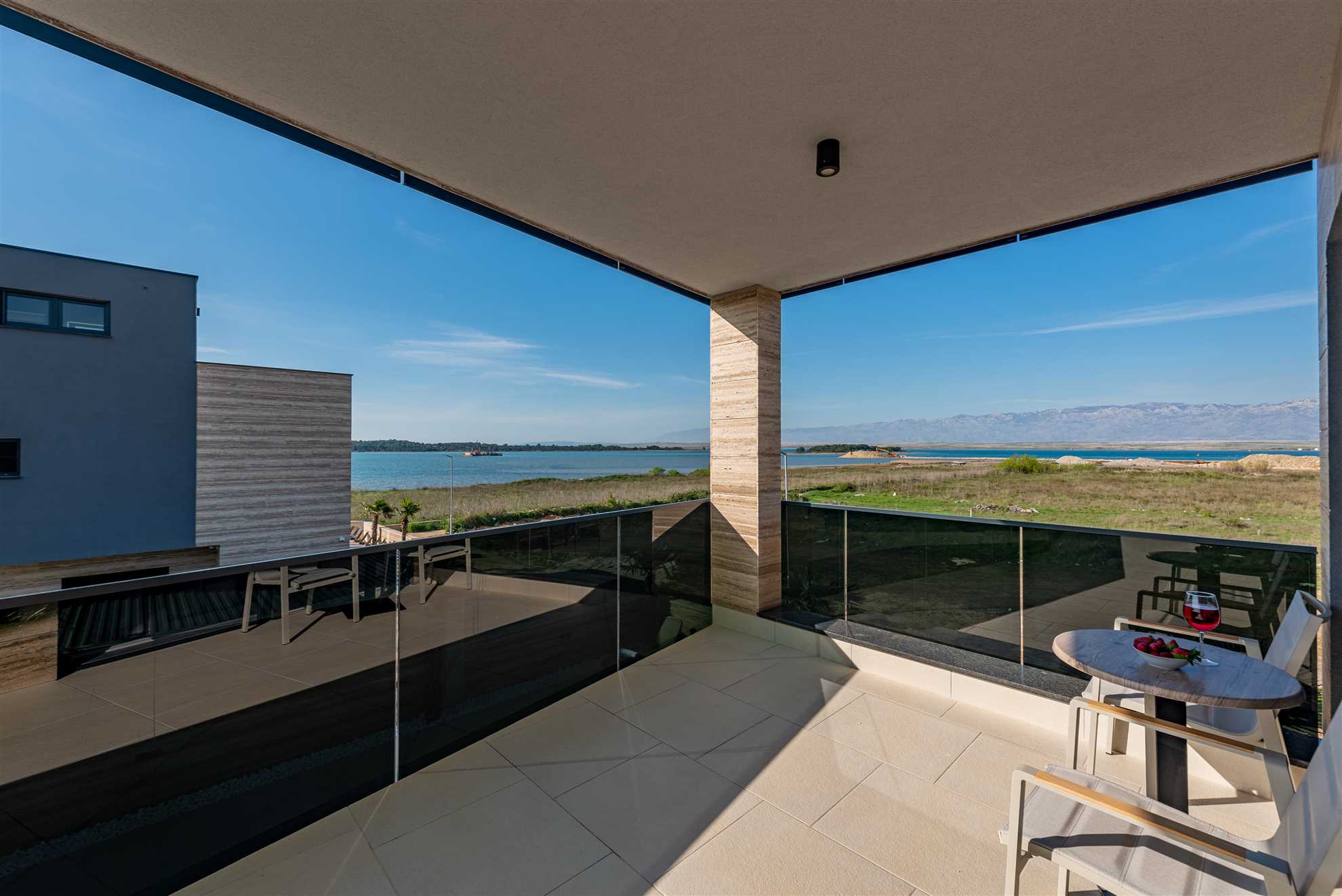 Luxorious villa with sea view and pool | For 10 persons | 100 m from the sea