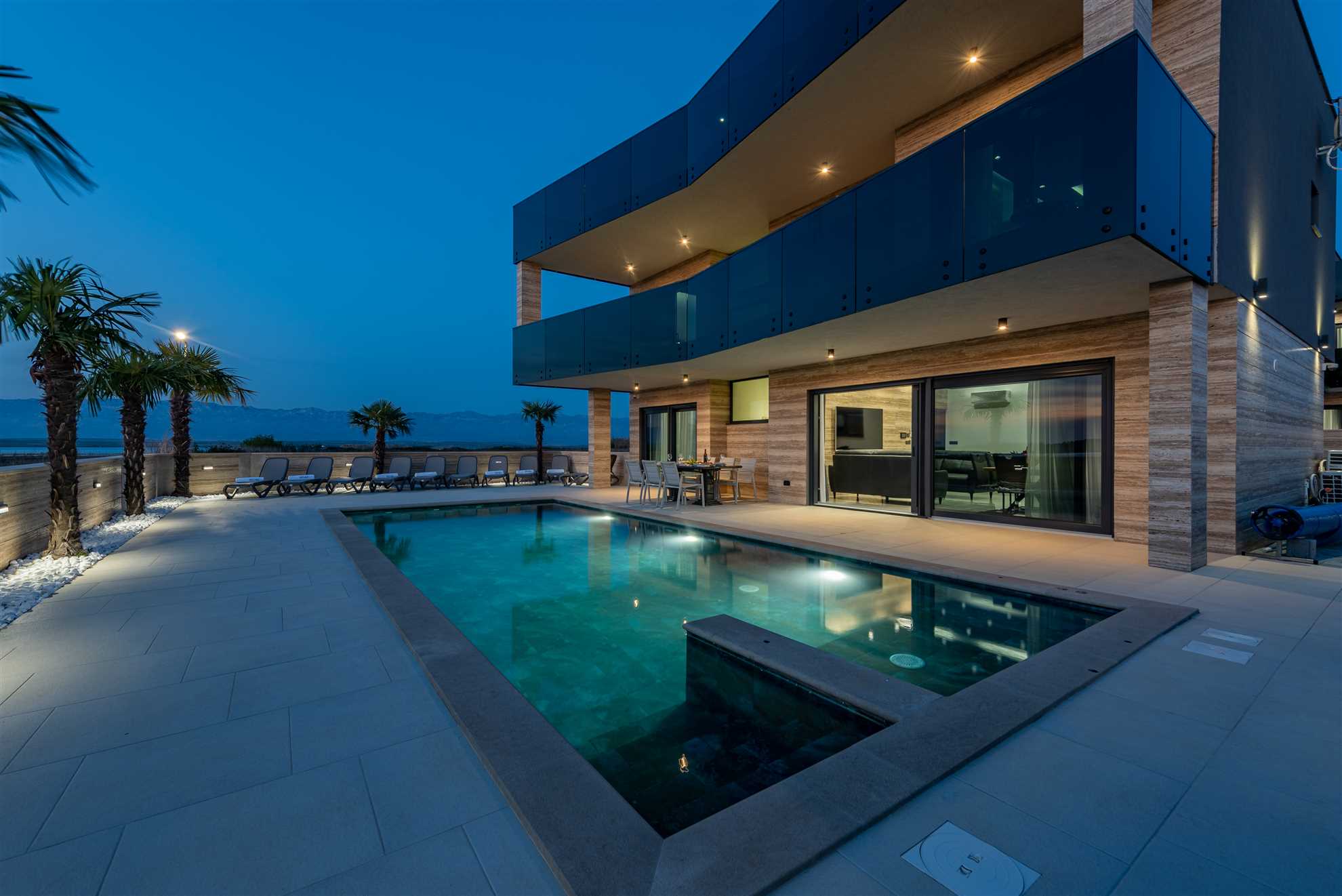 Luxorious villa with sea view and pool | For 10 persons | 100 m from the sea