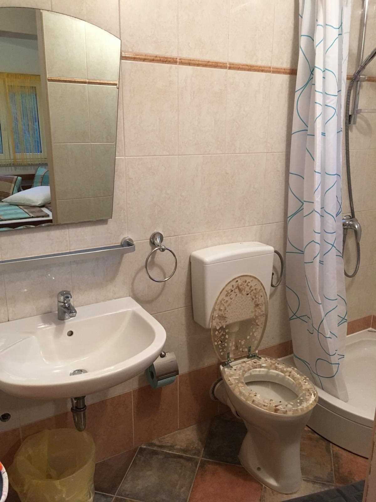 Comfortable apartment | For 6 persons | 200 m from beach