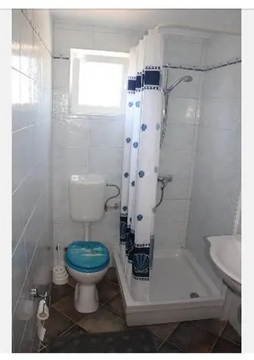 3-Bedroom Apartment in Vir for 6 Guests