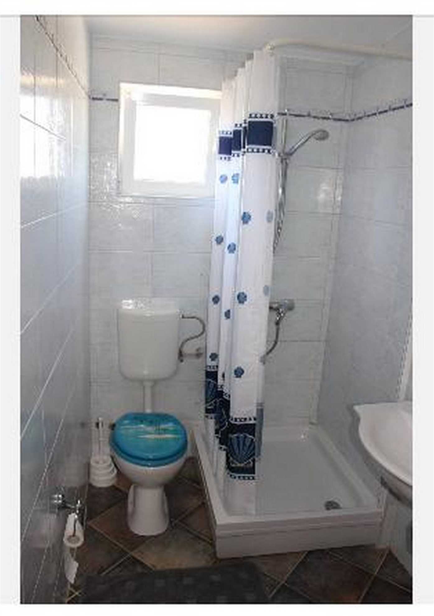 Comfortable apartment for 6 persons | 200m from the sea | Air conditioning, internet, SAT TV, grill