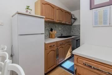 Apartment in Vir for 4 Guests with Air Conditioning