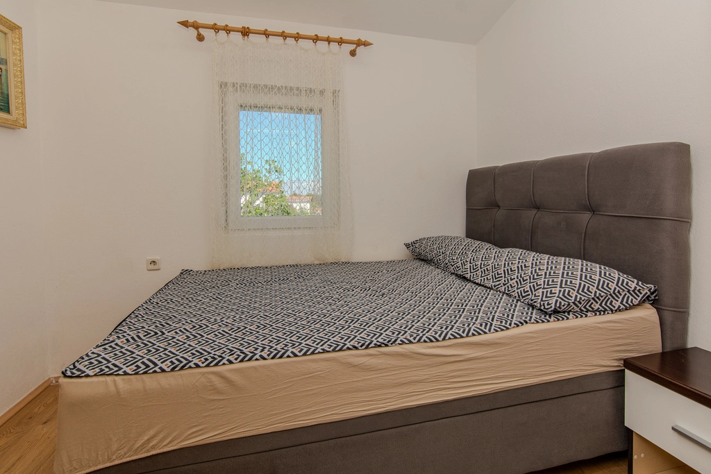 Apartment in Vir for 4 Guests with Air Conditioning