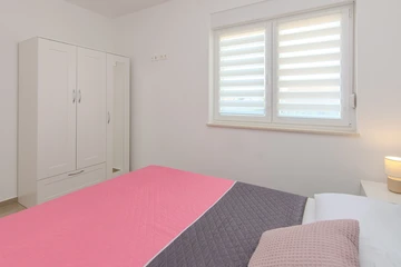 Vir Island Apartment with Partial Sea View, Sleeps 8