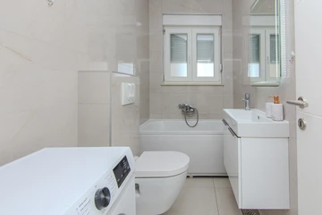 Vir Island Apartment with Partial Sea View, Sleeps 8