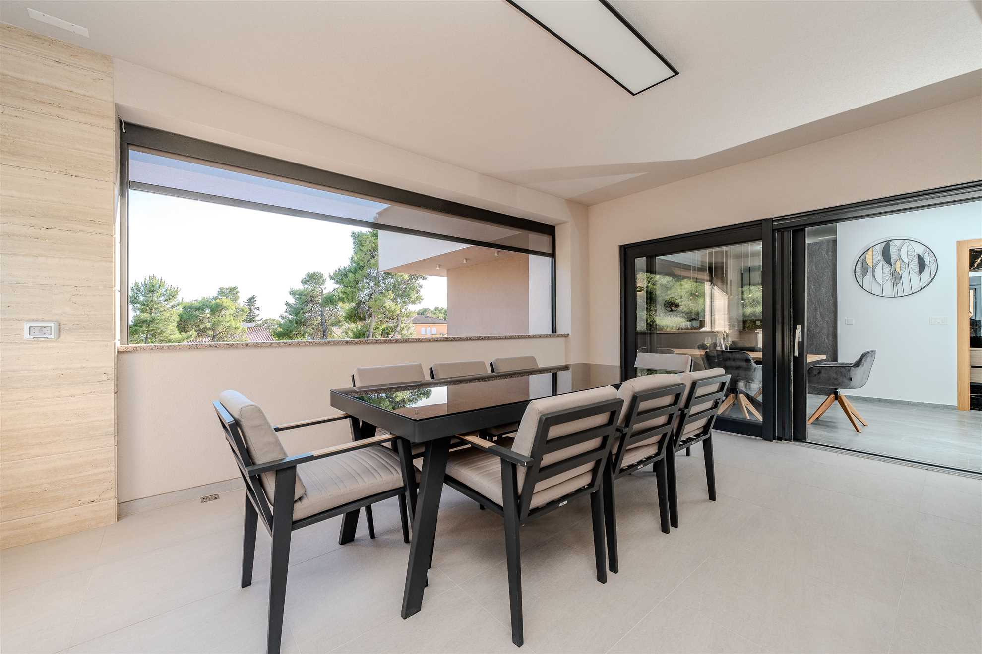Apartment for 4-6 persons | 100 m from the sea | swimming pool