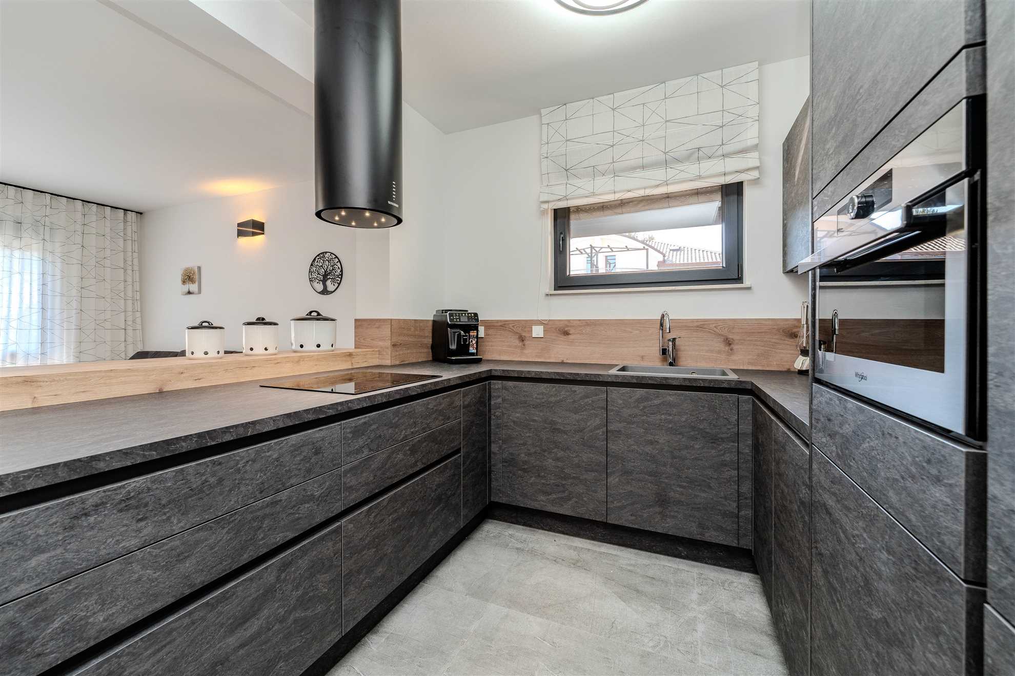 Apartment for 4-6 persons | 100 m from the sea | swimming pool