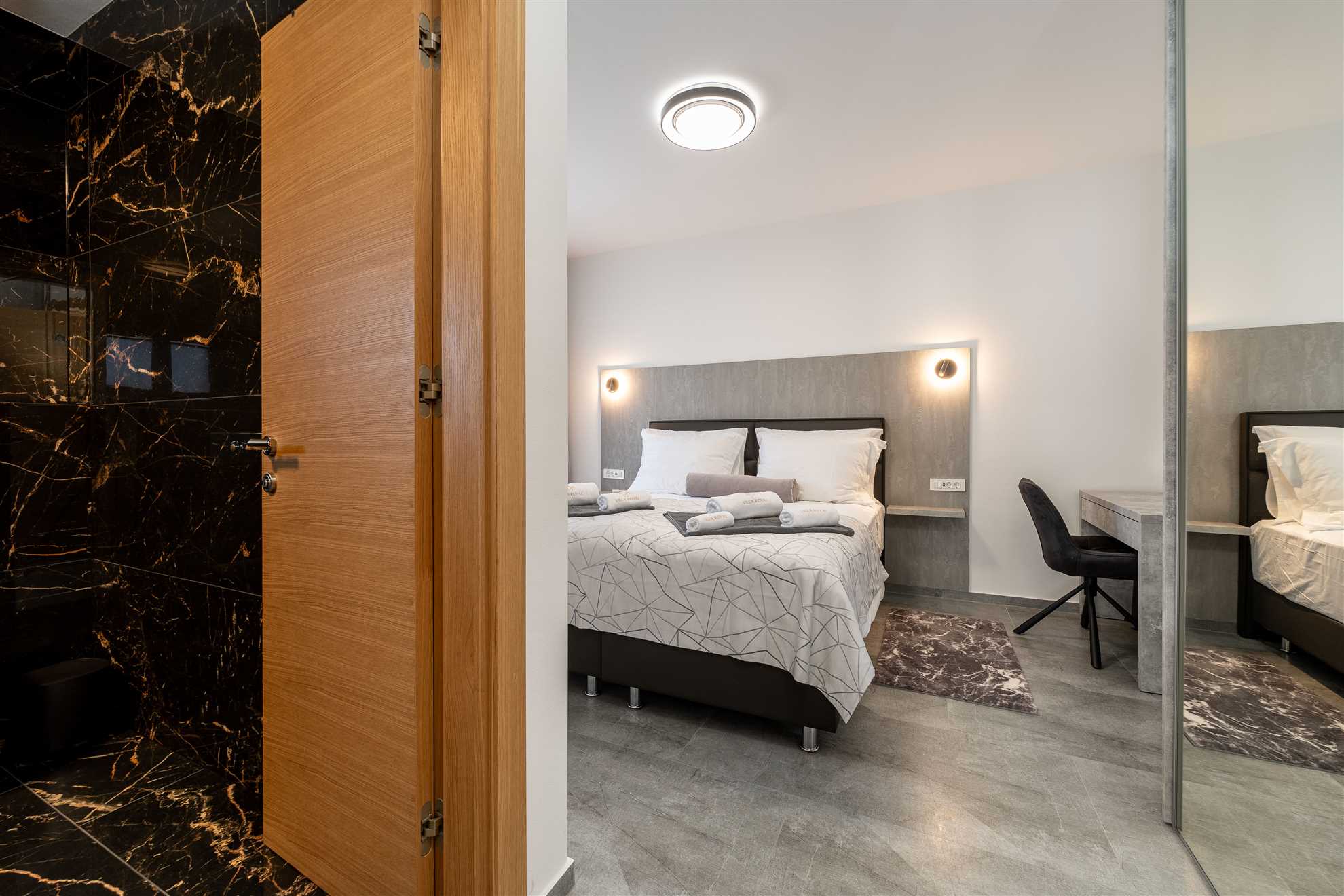 Apartment for 4-6 persons | 100 m from the sea | swimming pool