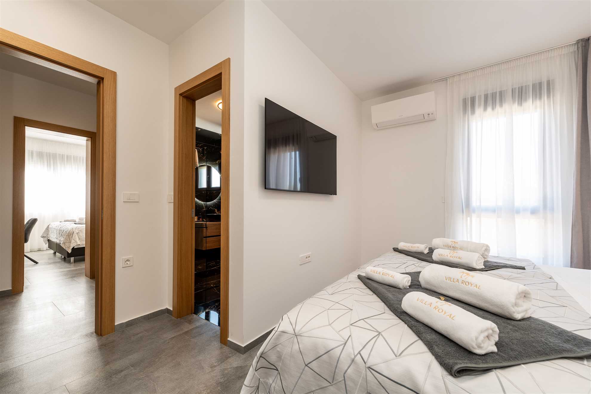 Apartment for 4-6 persons | 100 m from the sea | swimming pool