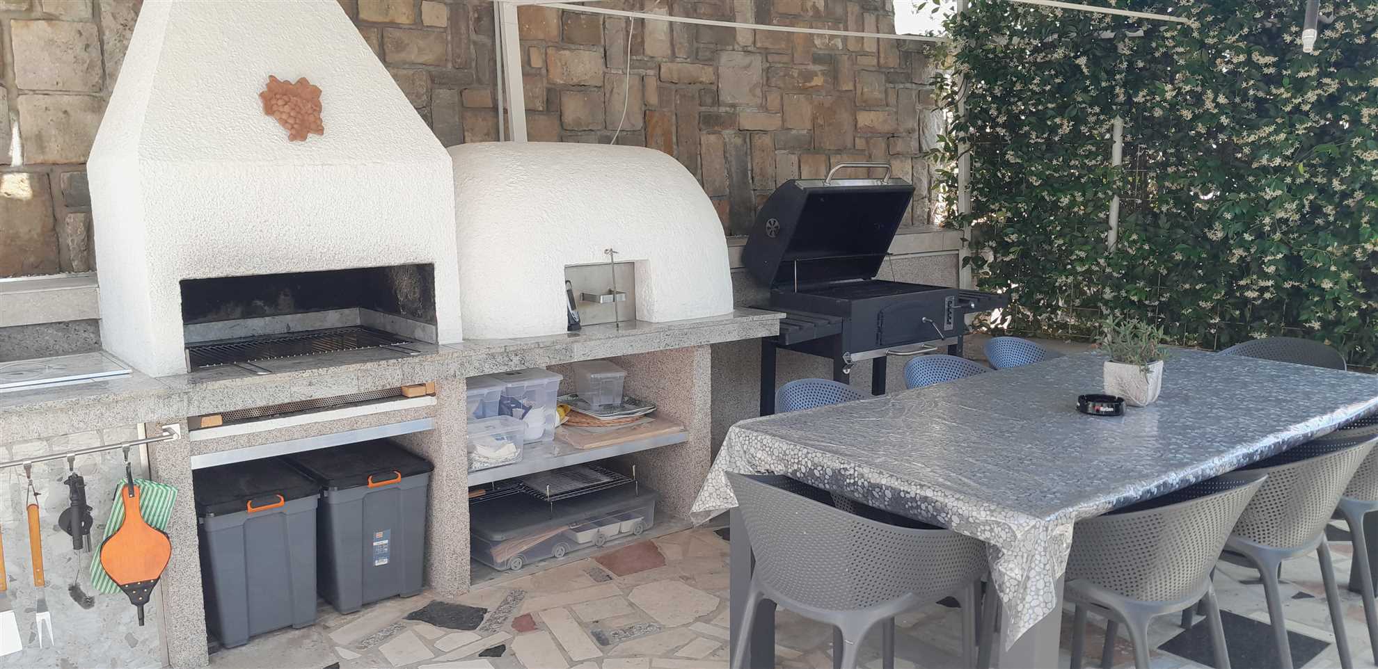Two Bedroom House Olive Oil Homestead Milok