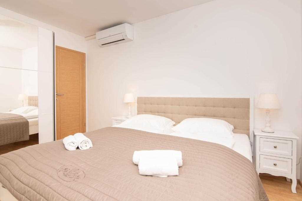 Duplex Apartment Leonel