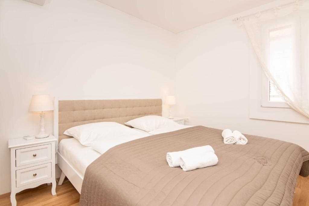 Duplex Apartment Leonel