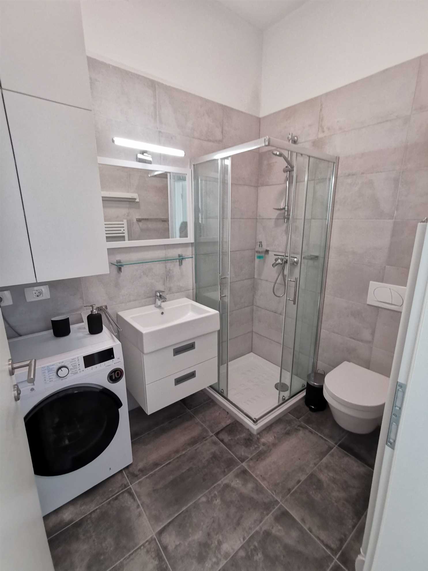 One Bedroom Apartment Egis 2 Koper