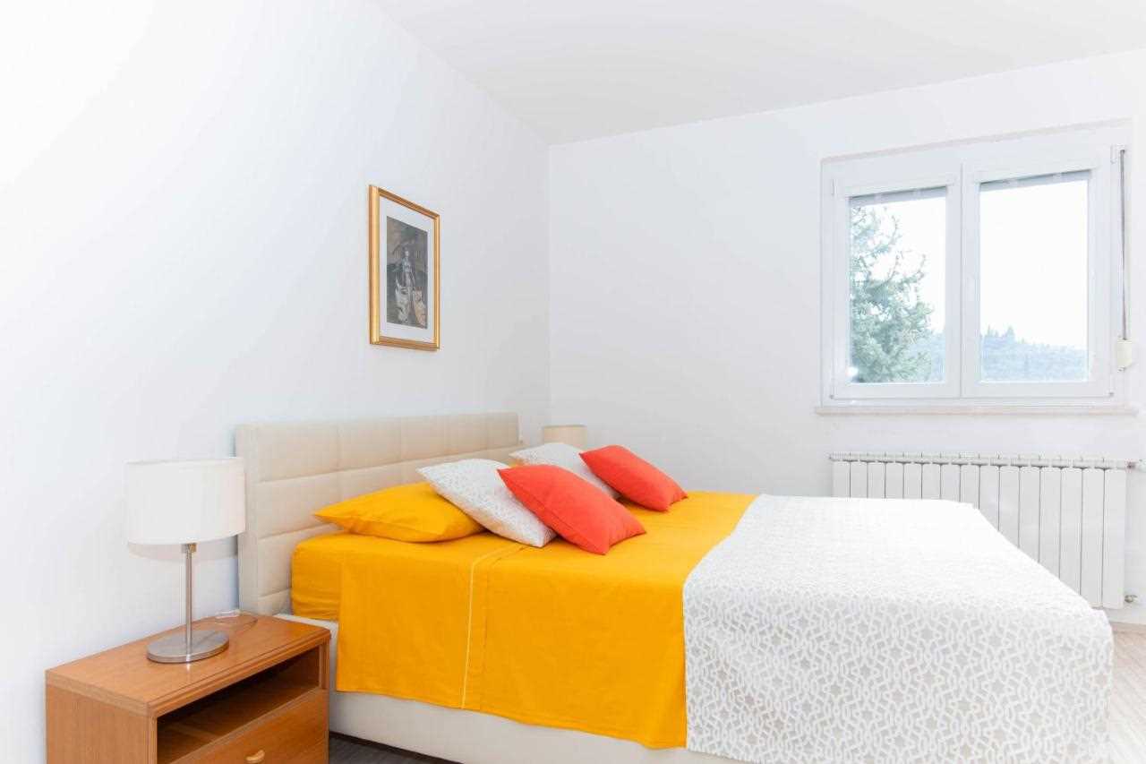 One Bedroom Apartment with terrace Nonna Laura