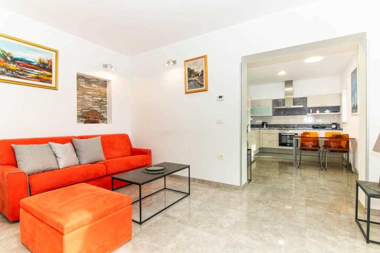 One Bedroom Apartment with terrace Nonna Laura