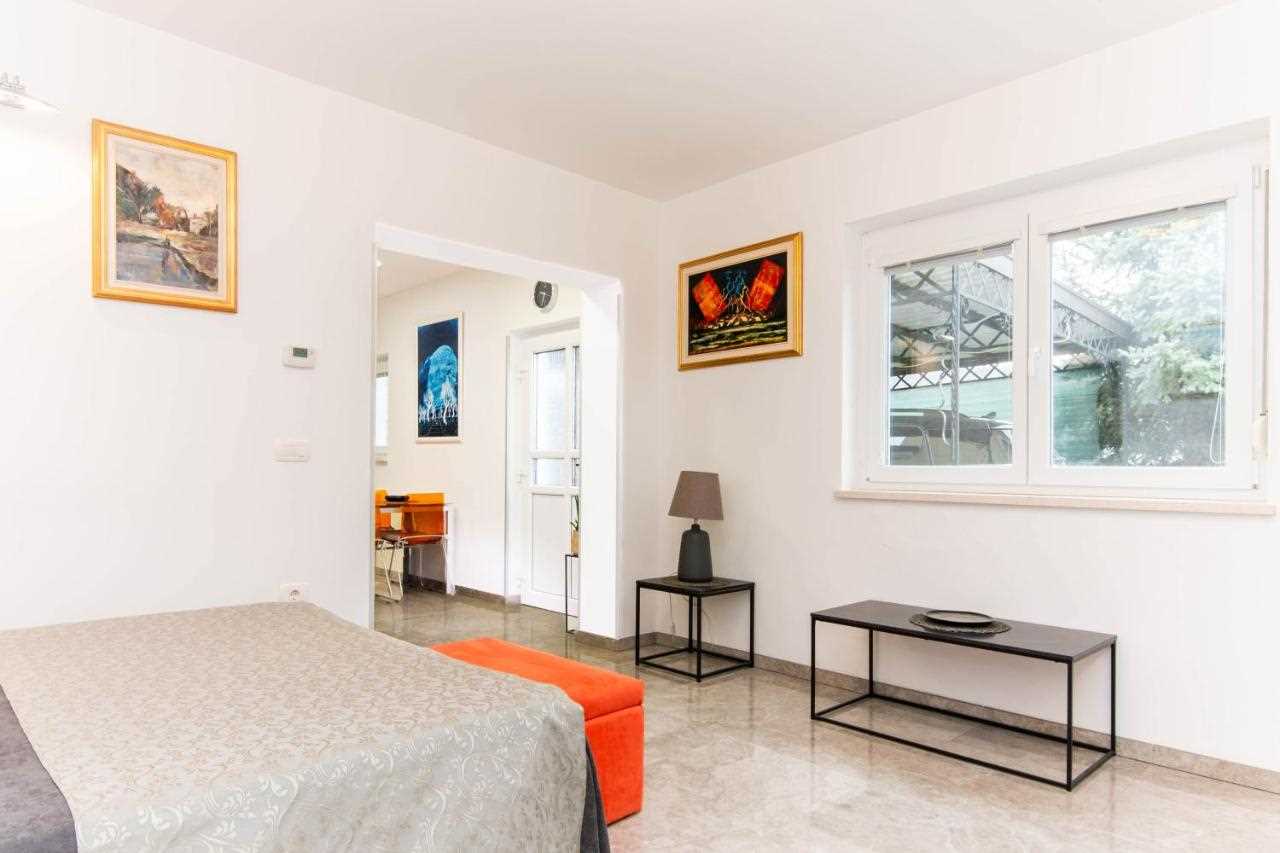 One Bedroom Apartment with terrace Nonna Laura