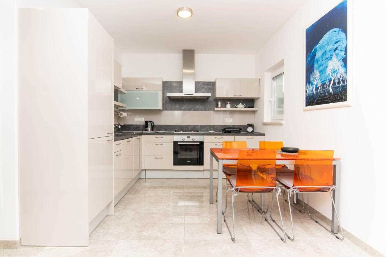 One Bedroom Apartment with terrace Nonna Laura