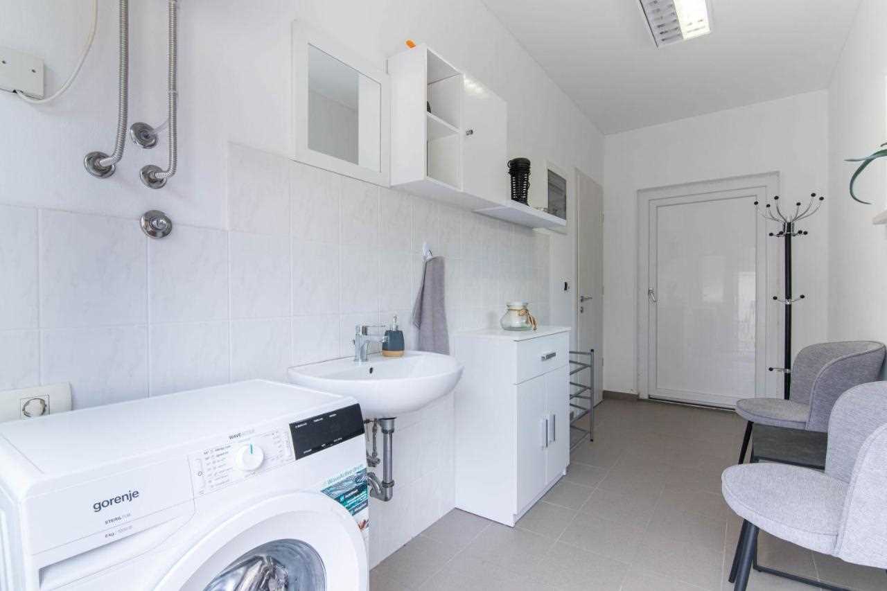 One Bedroom Apartment with terrace Nonna Laura