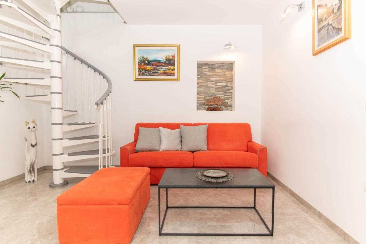 One Bedroom Apartment with terrace Nonna Laura