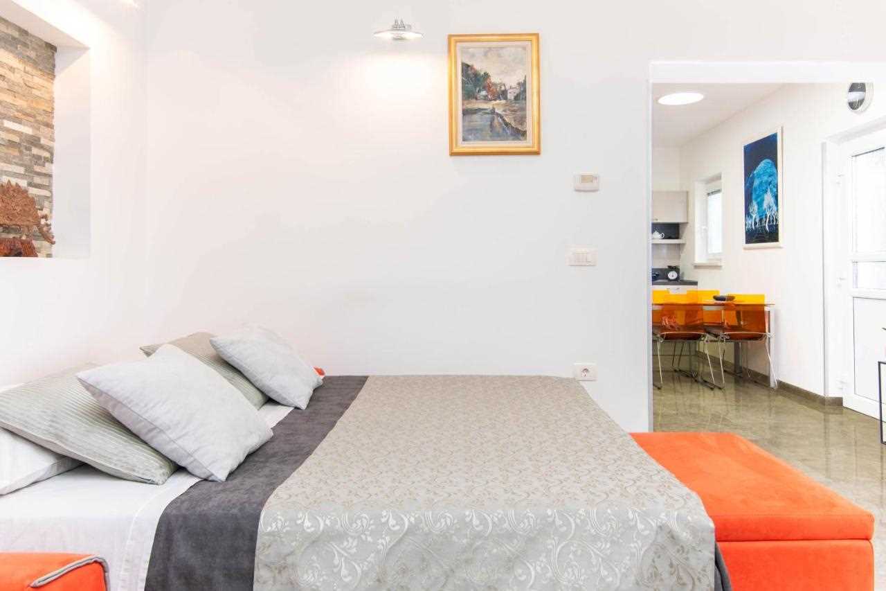 One Bedroom Apartment with terrace Nonna Laura