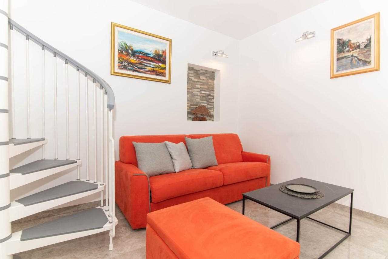 One Bedroom Apartment with terrace Nonna Laura