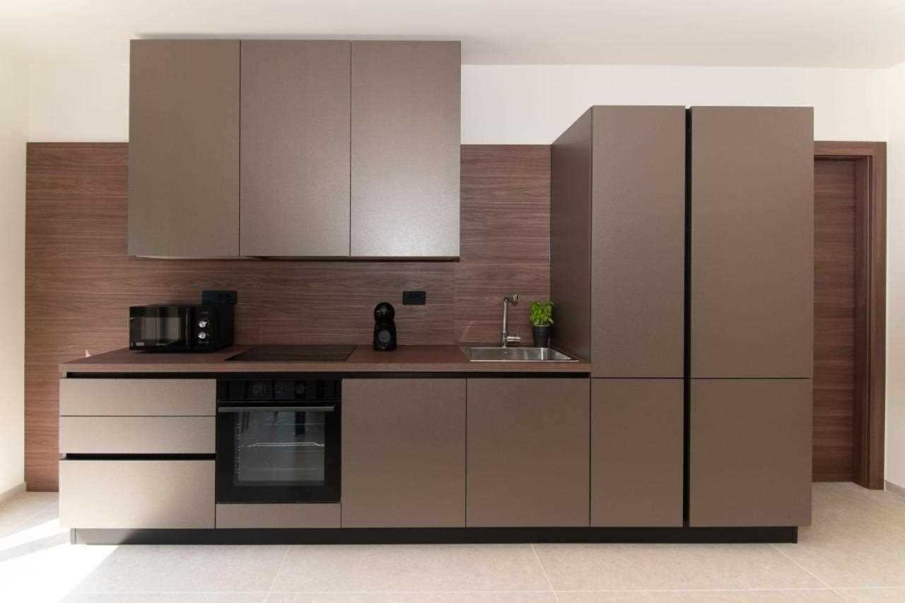 Apartment with 3 bedrooms, balcony and terrace Adelis