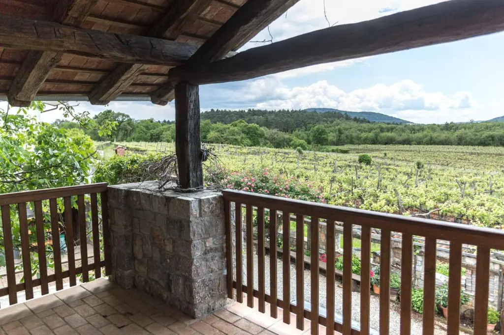 One-Bedroom Apartment in Sežana for Up to 3 Guests