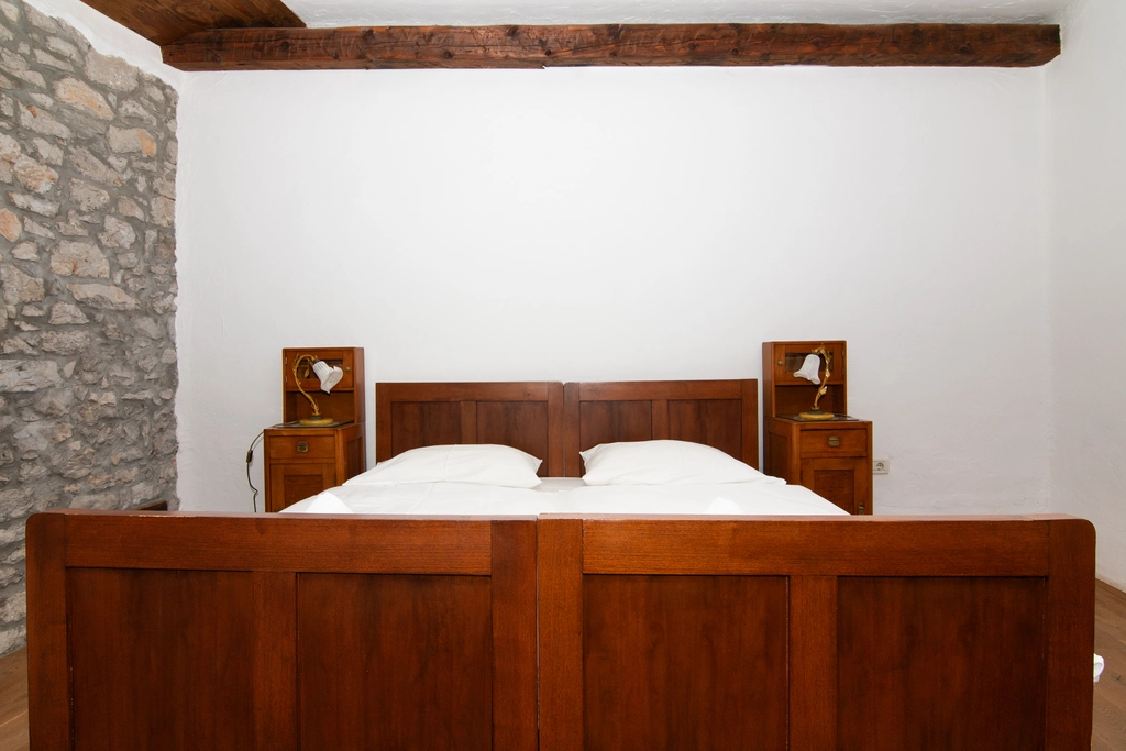 One-Bedroom Apartment in Sežana for Up to 4