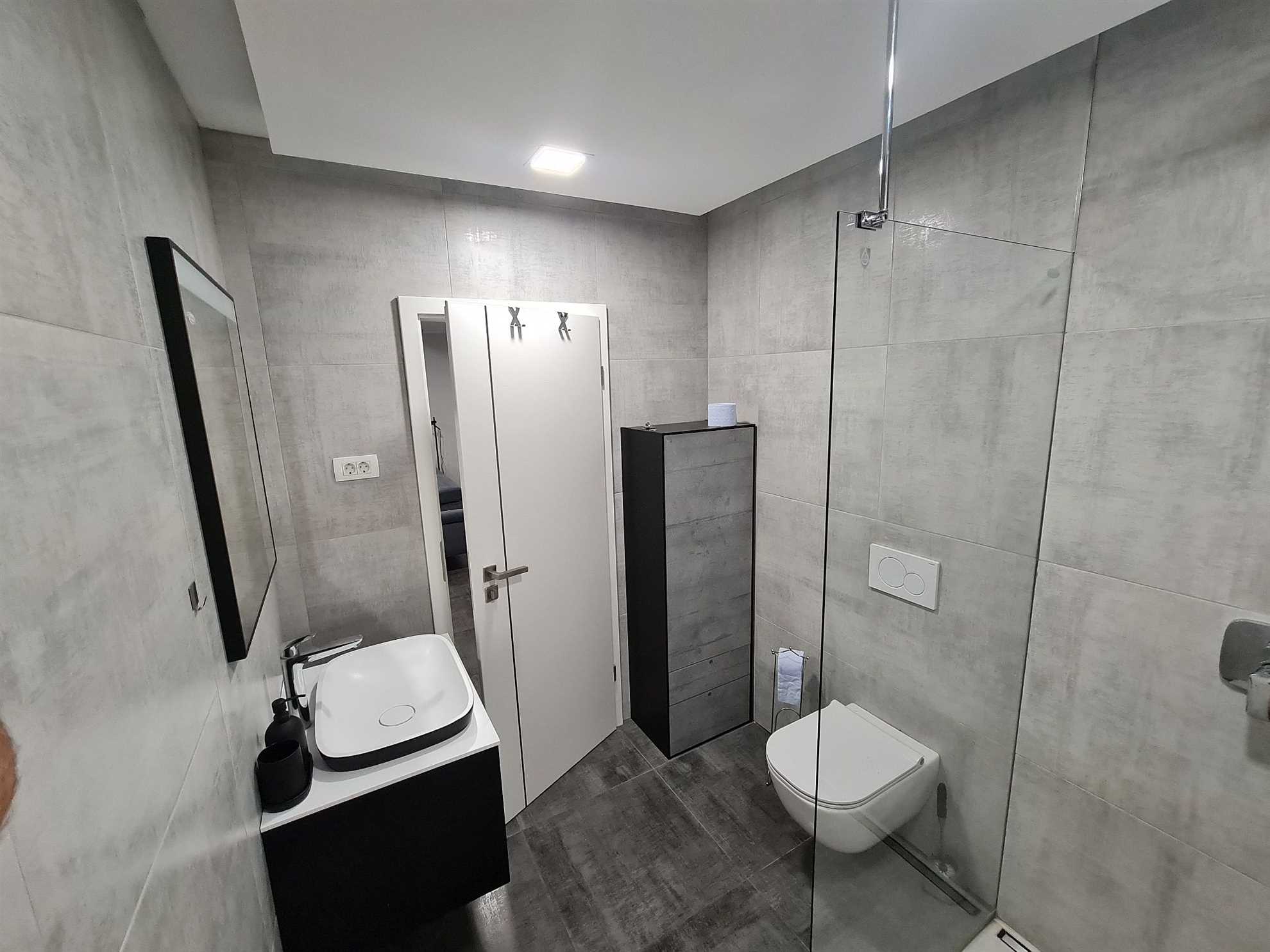 Villa Capris - One Bedroom Apartment with balcony