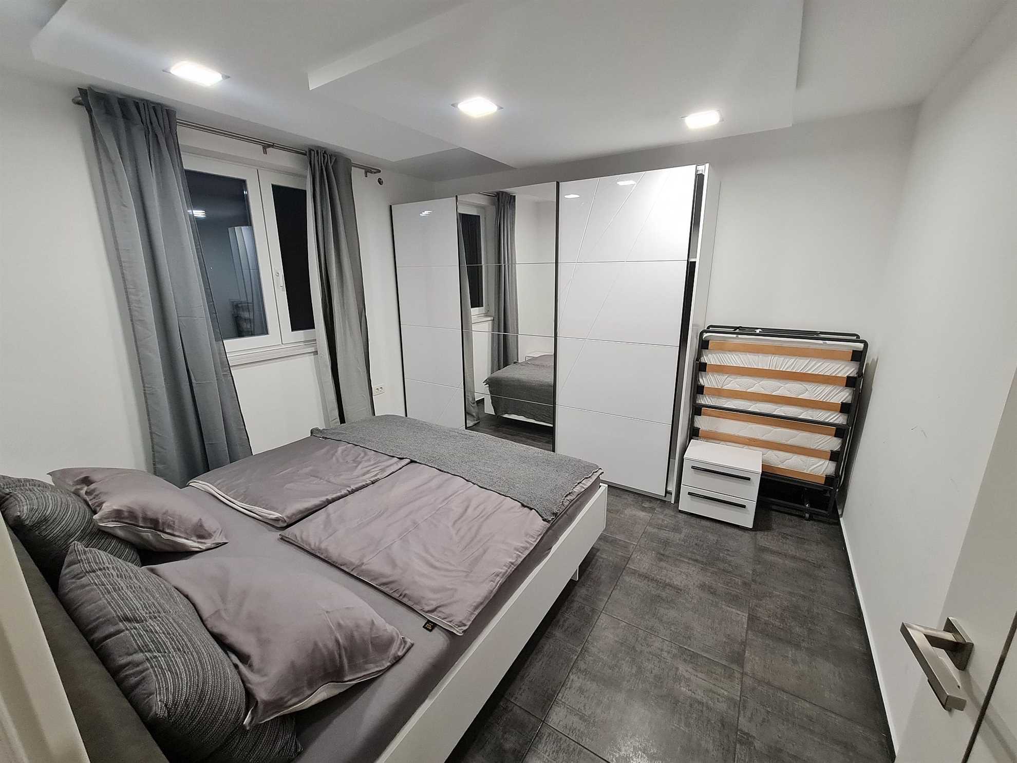 Villa Capris - One Bedroom Apartment with balcony