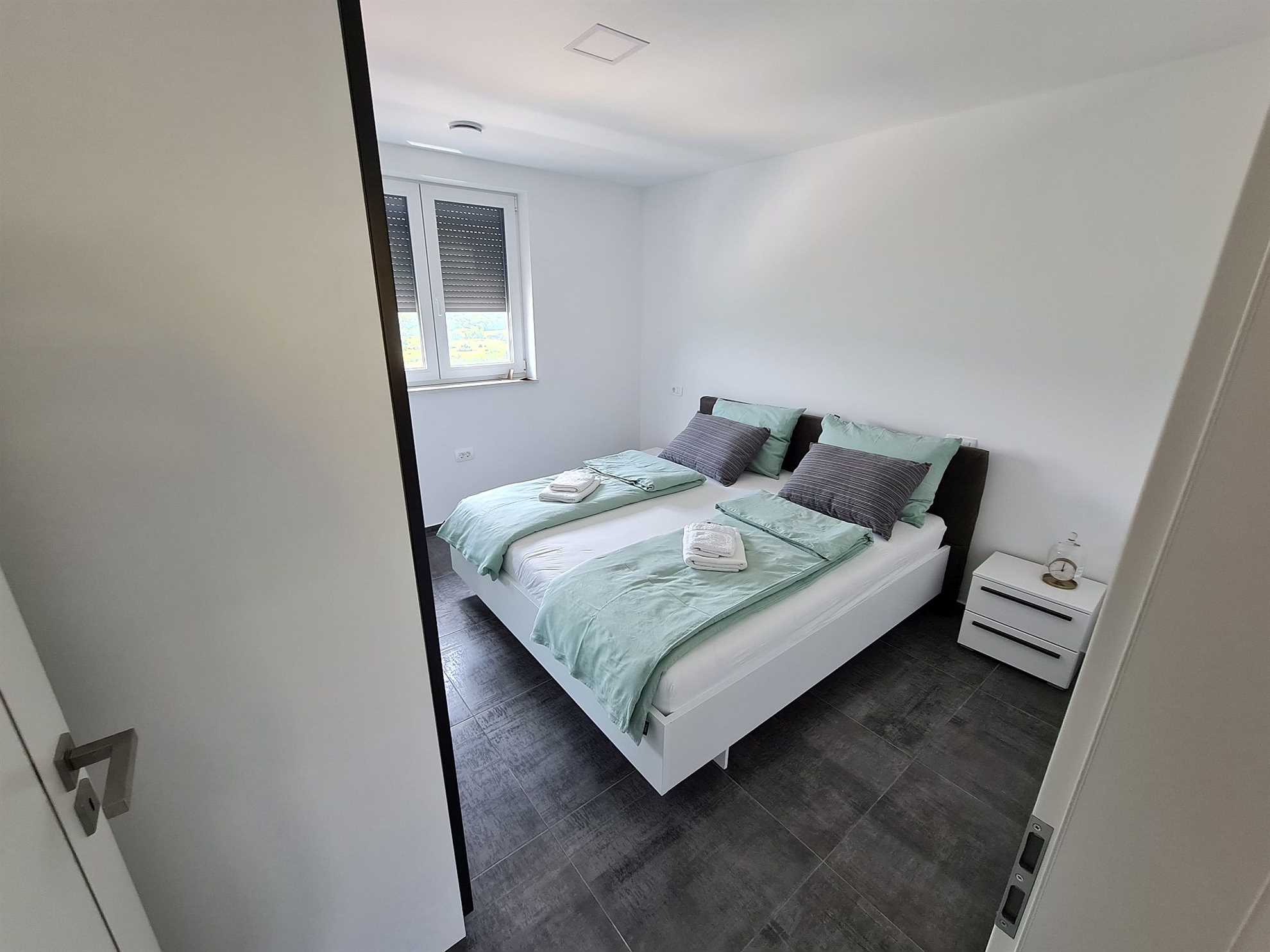 Villa Capris -  One bedroom Apartment Minty