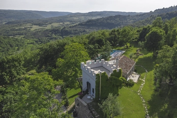 Villa in Grožnjan for up to 8 guests