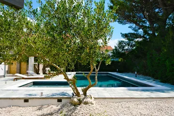 Villa for 8 Guests in Mravince with Pool & Hot Tub
