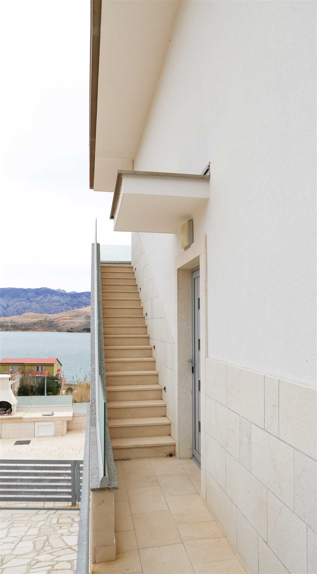 CROWONDER Pag View Apartments- Apartman A2 s pogledom na more