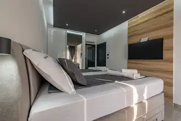 Privlaka Villa for 10 Guests with Heated Pool