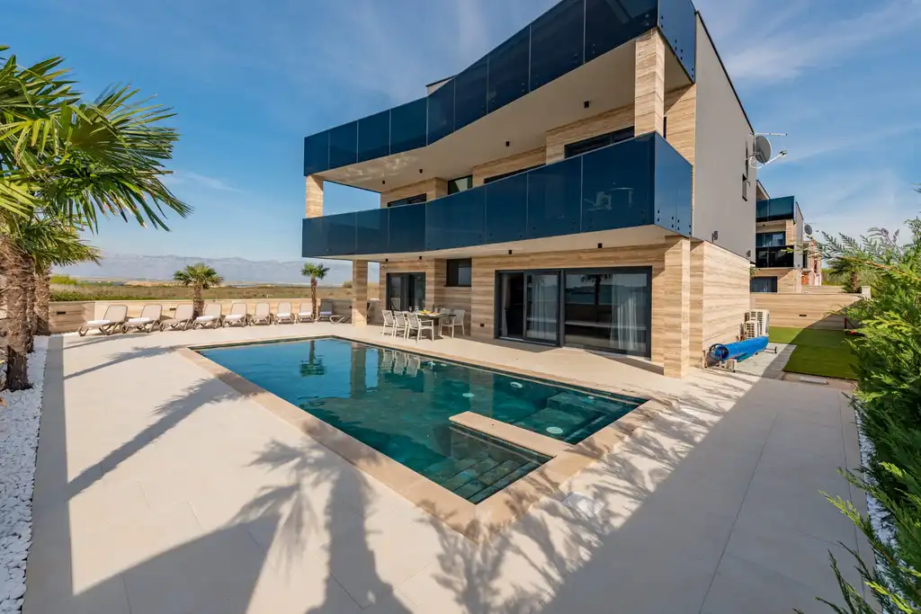 Privlaka Villa for 10 Guests with Heated Pool