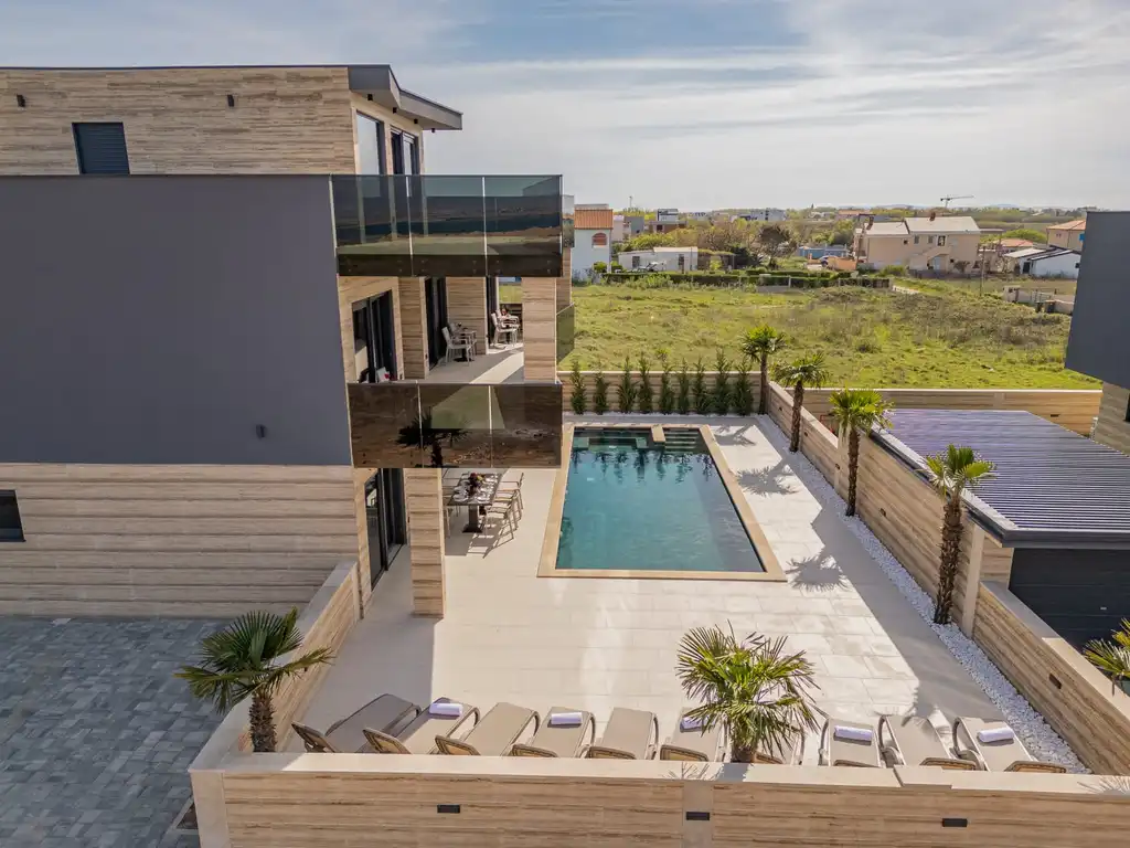 Privlaka Villa for 10 Guests with Heated Pool