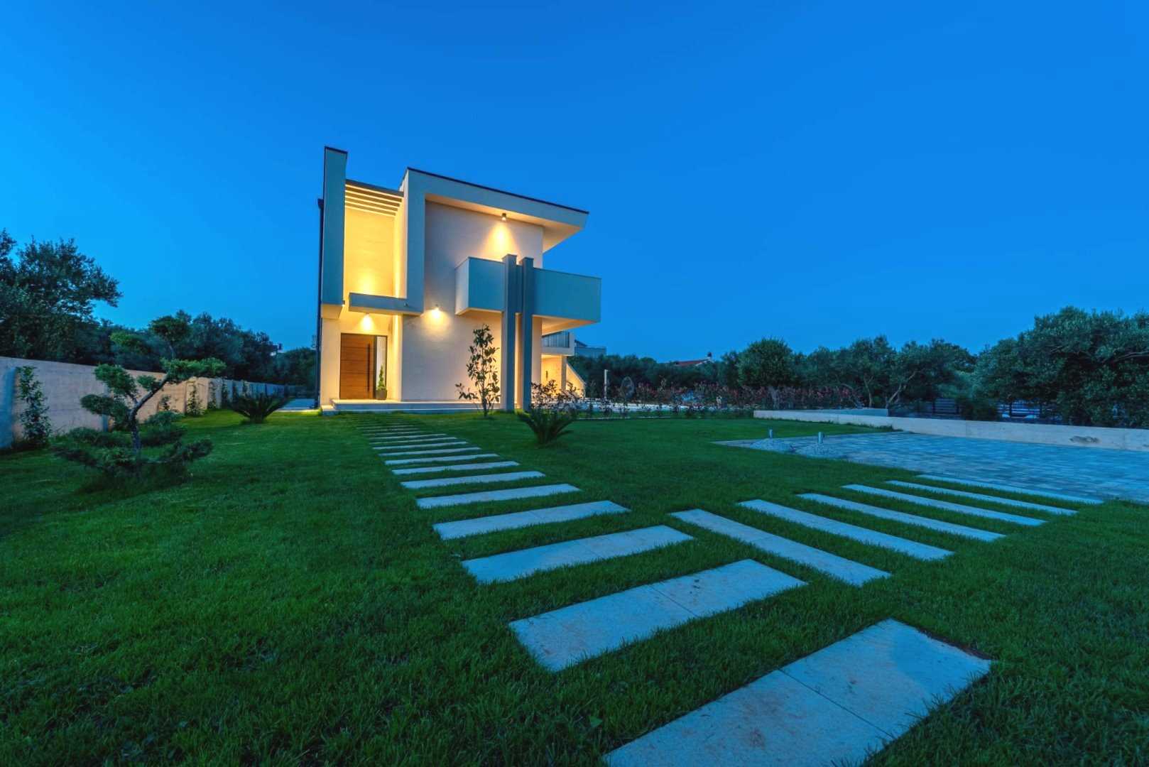 CROWONDER Villa Intrada s grijanim bazenom