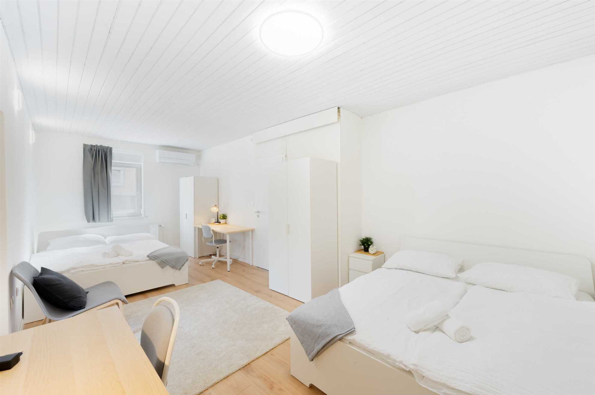 Argo 3, 9 pax Residence
