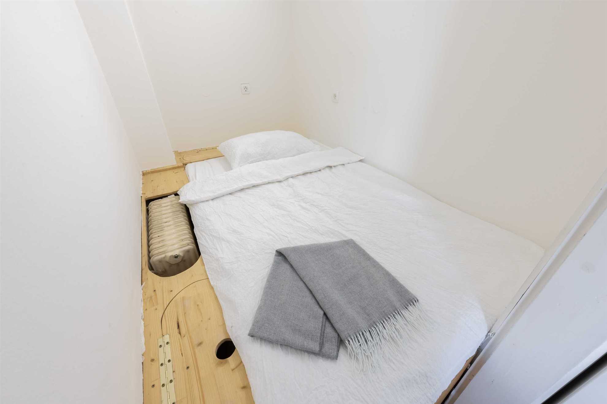 Argo 3, 9 pax Residence