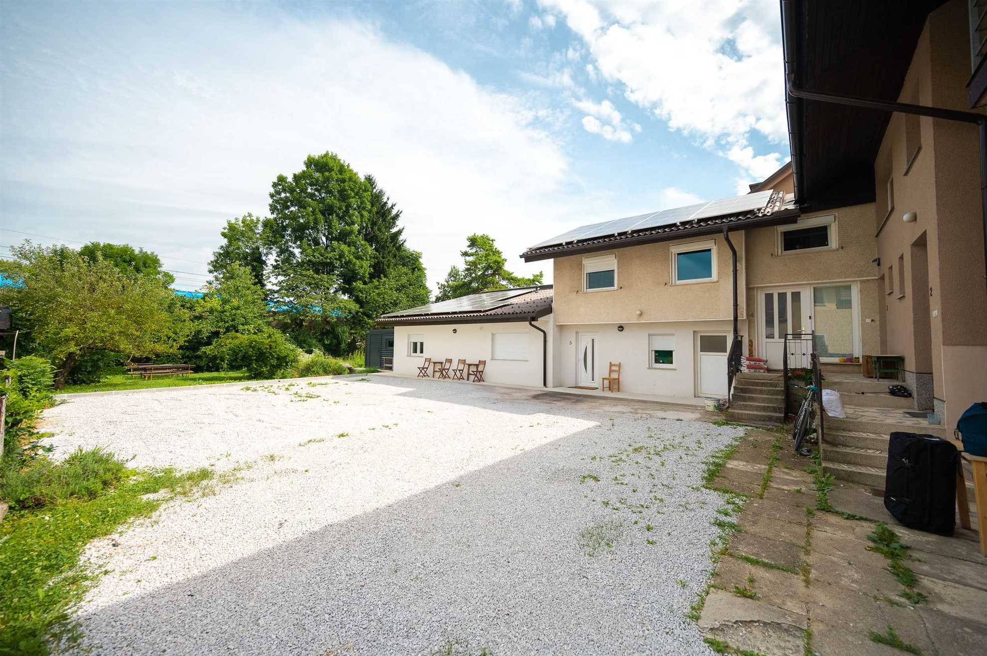 Argo 3, 9 pax Residence