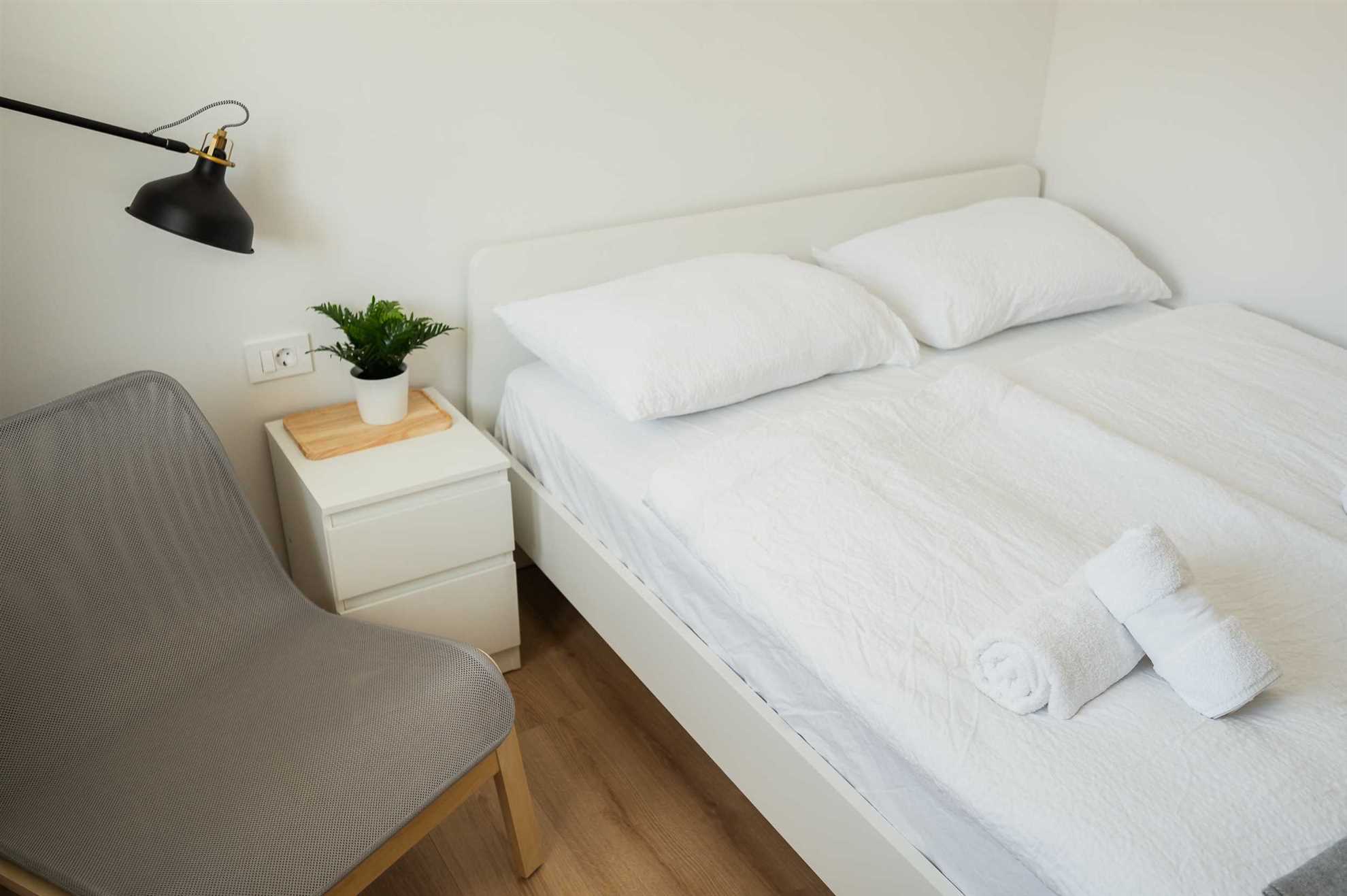 Argo 5, 5 pax Residence