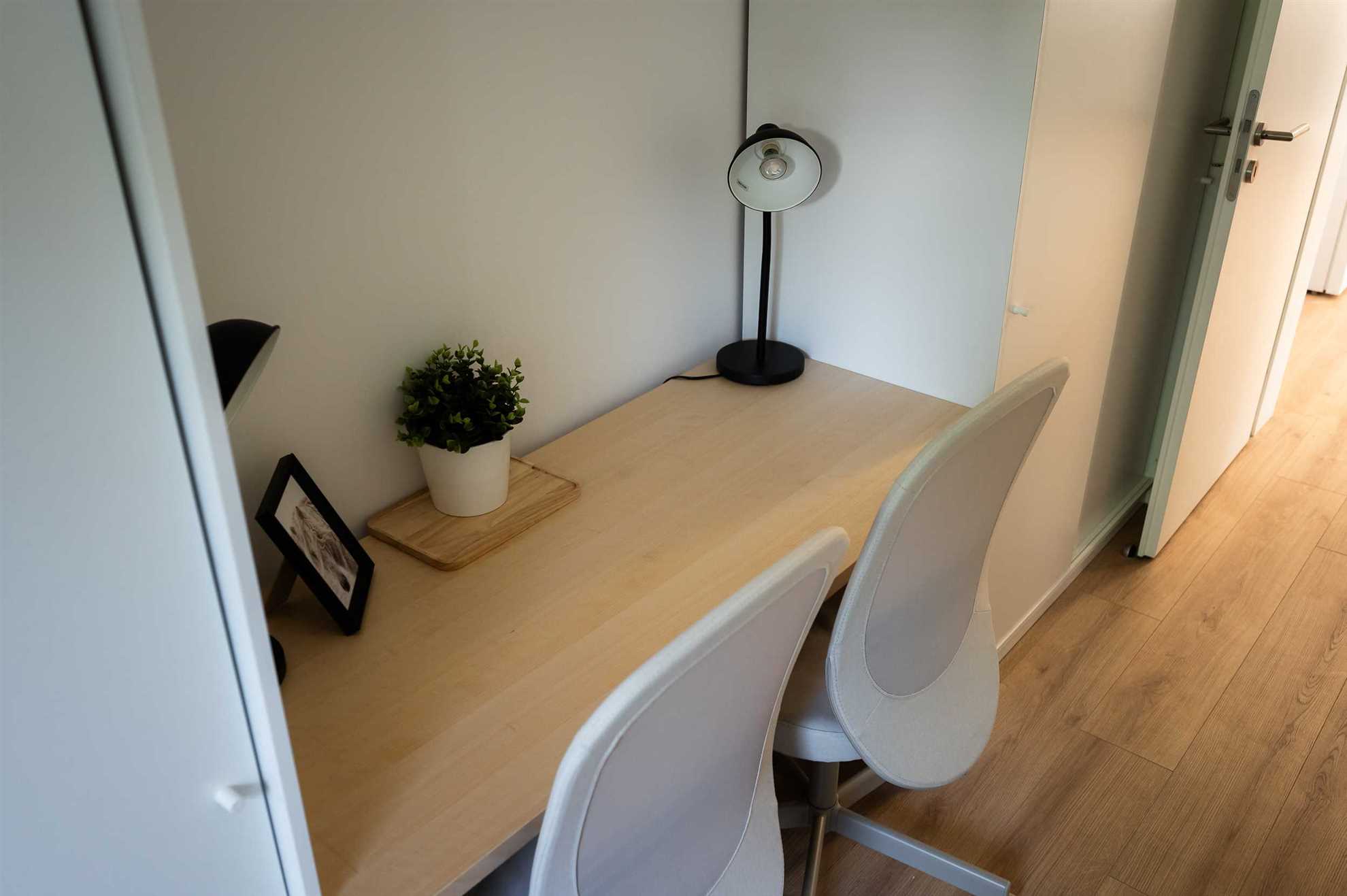 Argo 5, 5 pax Residence