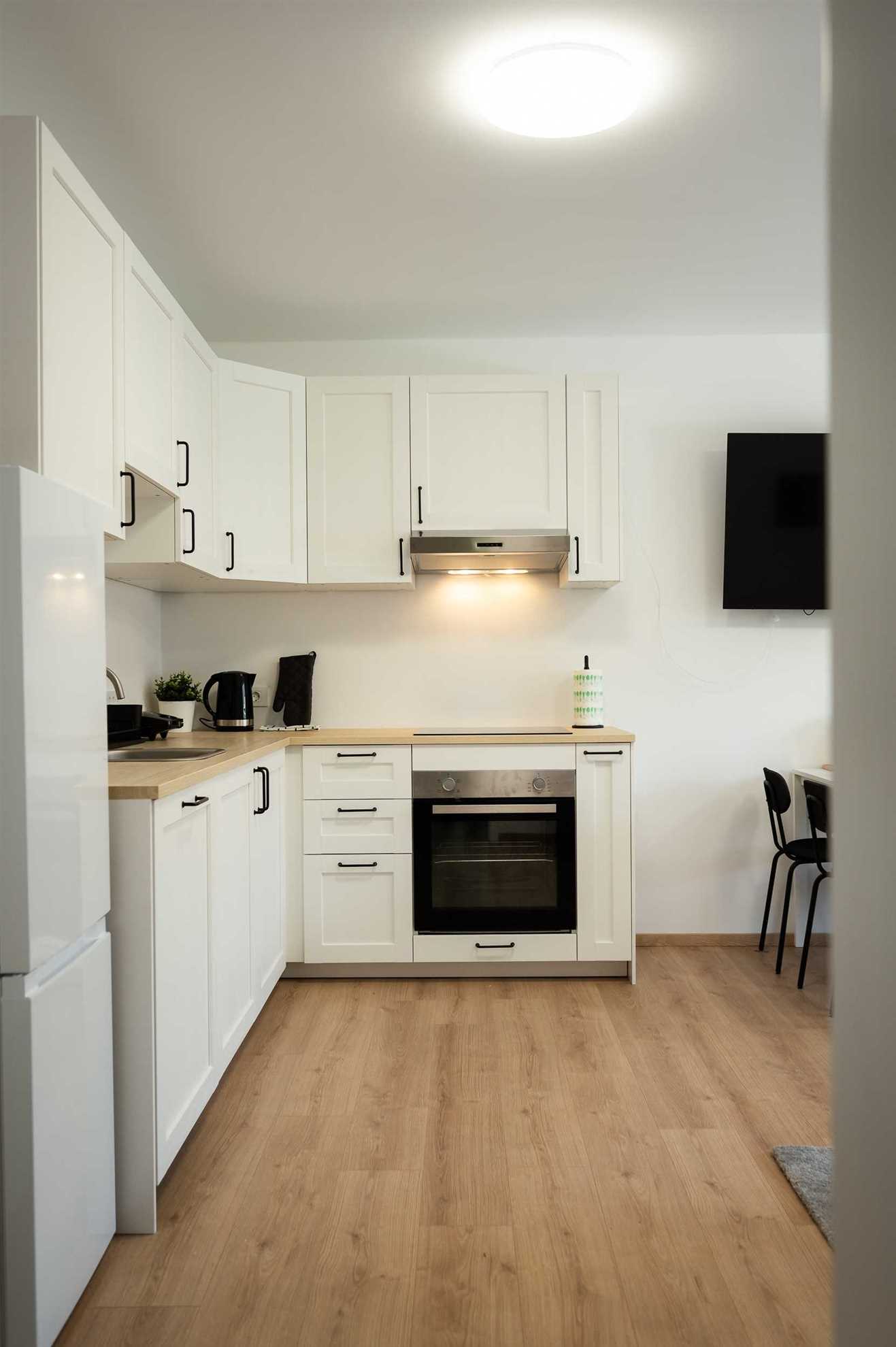 Argo 5, 5 pax Residence
