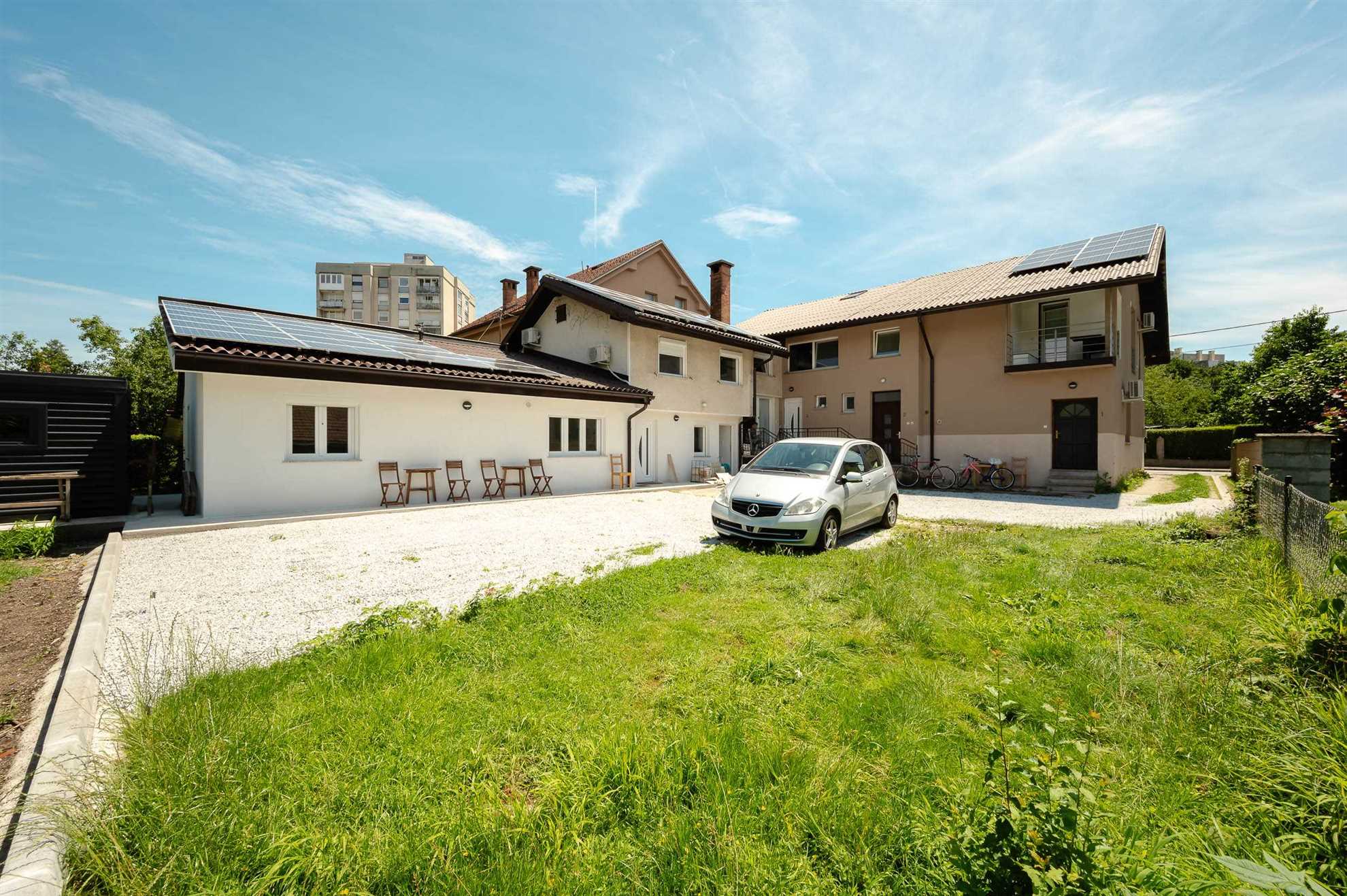 Argo 5, 5 pax Residence
