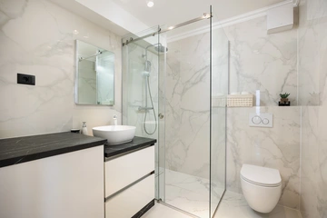 Podstrana Beach-Access 2-Bedroom Apartment for 6